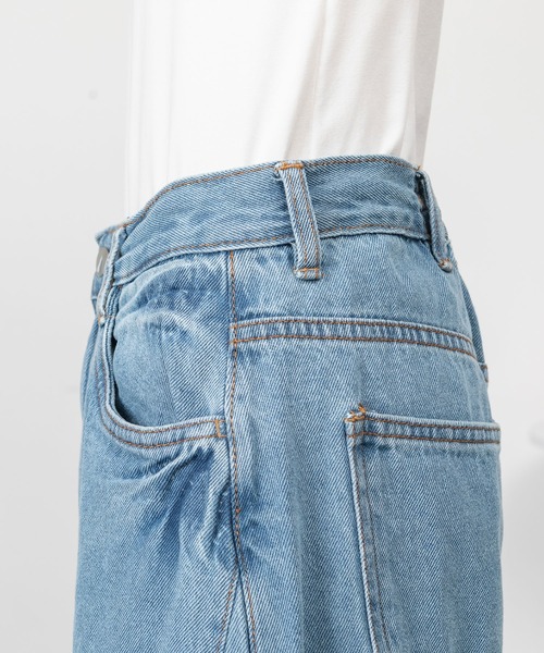 LARU（ラルー）の「ミドルウエスト ルーズワイドパンツ（デニムパンツ・レディース・ブルー/ブルー系その他/ネイビー/ライトブルー/グレー系その他・M/L）」の9枚目の写真