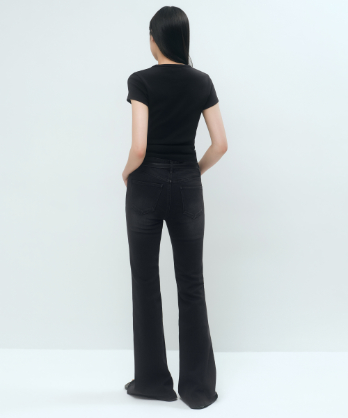 MUSINSA STANDARD WOMAN（ムシンサスタンダードウーマン）の「[クールタンダード] ウィメンズ ローライズ スリムフレア デニムパンツ [ウォッシュドブラック]（デニムパンツ・レディース・その他・24/25/26/27/28/29/30）」の3枚目の写真