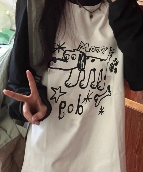 CELENA BEATS(セレナビーツ)の「ゆるかわドッグイラストロンT(Tシャツ/カットソー・レディース・ホワイト・L/M)」の4枚目の写真
