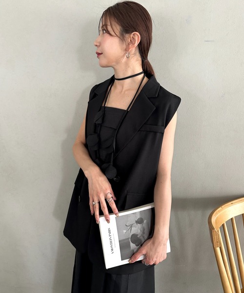 MYMOOD.(マイムード)の「2WAYフラワーモチーフネックリボン付きチューブトップワンピース ロングワンピース(ワンピース・レディース・ブラック/アイボリー・FREE)」の6枚目の写真