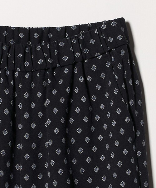 A DAY IN THE LIFE UNITED ARROWS(アデイインザライフユナイテッドアローズ)の「キーネックブラウス+ワイドパンツ ‐ウォッシャブル‐<A DAY IN THE LIFE>(ワンピース・レディース・ネイビー/ベージュ/ブラック/グレー系・38/36)」の16枚目の写真