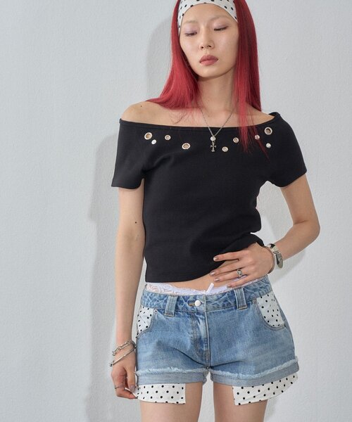 WHO'S WHO gallery(フーズフーギャラリー)の「ハトメオフショル半袖トップス(無地/ドット)(Tシャツ/カットソー・レディース・ブラック系その他/オフホワイト/ホワイト系その他/ブラック・FREE)」の10枚目の写真