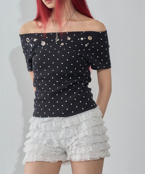 WHO'S WHO gallery(フーズフーギャラリー)の「ハトメオフショル半袖トップス(無地/ドット)(Tシャツ/カットソー・レディース・ブラック系その他/オフホワイト/ホワイト系その他/ブラック・FREE)」の19枚目の写真