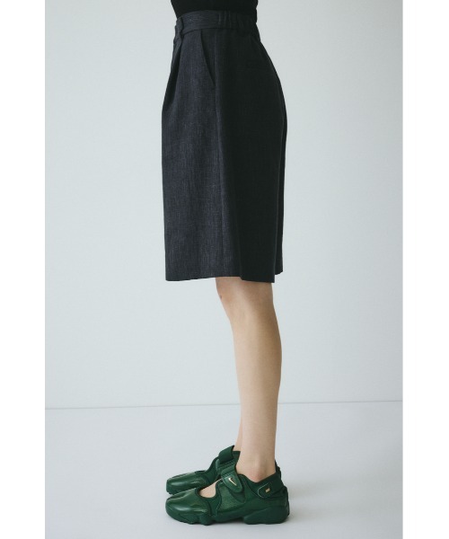 HeRIN.CYE(ヘリンドットサイ)の「Tweed butcher half pants / ツイードブッチャーハーフパンツ(その他パンツ・レディース・ブラック/ライトブルー/ベージュ・36/38)」の11枚目の写真