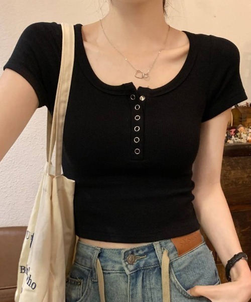 lulufa（ルルファ）の「ベーシック ヘンリーネックT シンプル 半袖（Tシャツ/カットソー・レディース・ブラック/オートミール/ホワイト・FREE）」の8枚目の写真