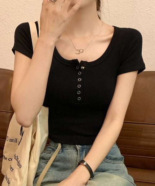 lulufa（ルルファ）の「ベーシック ヘンリーネックT シンプル 半袖（Tシャツ/カットソー・レディース・ブラック/オートミール/ホワイト・FREE）」の11枚目の写真