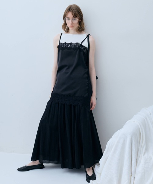 flaeu（フラユ）の「Cotton Gather Volume Skirt（スカート・レディース・ブラック/アイボリー・FREE）」の6枚目の写真