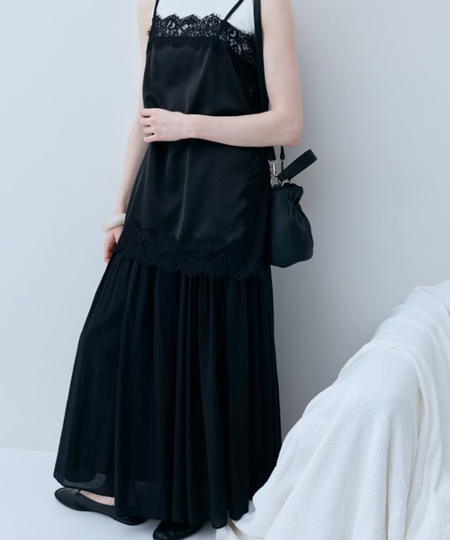 flaeu（フラユ）の「Cotton Gather Volume Skirt（スカート・レディース・ブラック/アイボリー・FREE）」の8枚目の写真