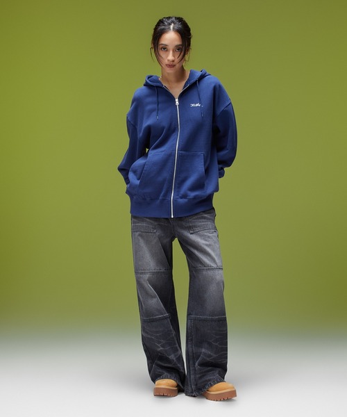 X-girl（エックスガール）の「ARCH LOGO AND FACE PATCH ZIP UP SWEAT HOODIE（パーカー・レディース・アッシュ/ブラック/ネイビー・S/M）」の8枚目の写真