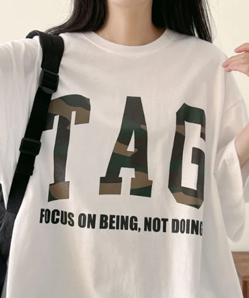 VIVID LADY(ビビッドレディー)の「カモフラロゴ 半袖 ルーズTシャツ(Tシャツ/カットソー・レディース・ホワイト/ベージュ/ブラック・FREE)」の8枚目の写真