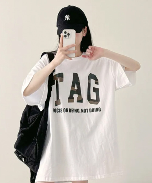 VIVID LADY(ビビッドレディー)の「カモフラロゴ 半袖 ルーズTシャツ(Tシャツ/カットソー・レディース・ホワイト/ベージュ/ブラック・FREE)」の10枚目の写真