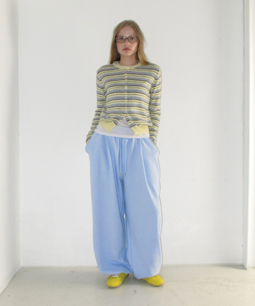 RONRON(ロンロン)の「SOFT DAYS KNIT CARDIGAN YELLOW STRIPE(ニット/セーター・レディース・その他・FREE)」の4枚目の写真