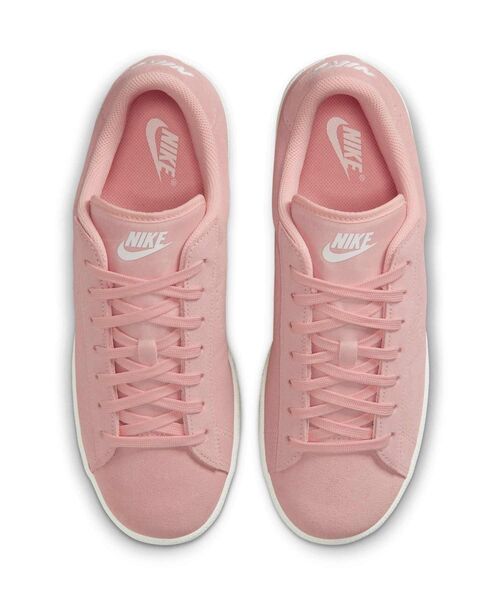 NIKE(ナイキ)の「ナイキ テニス クラシック ウィメンズシューズ / Nike Tennis Classic Women's Shoes IQ7388-800 Arctic Orange(スニーカー・レディース・ピンク系その他・25/24.5/24/23.5/23/26/25.5/22.5/22)」の4枚目の写真