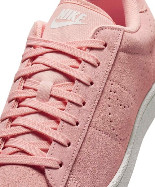 NIKE(ナイキ)の「ナイキ テニス クラシック ウィメンズシューズ / Nike Tennis Classic Women's Shoes IQ7388-800 Arctic Orange(スニーカー・レディース・ピンク系その他・25/24.5/24/23.5/23/26/25.5/22.5/22)」の7枚目の写真