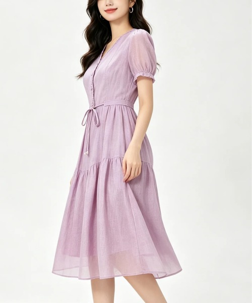 LUCPY（ラクピー）の「Vネックウエストリボンティアードワンピース（ワンピース・レディース・パープル・XX-LARGE/X-LARGE/LARGE/MEDIUM）」の3枚目の写真