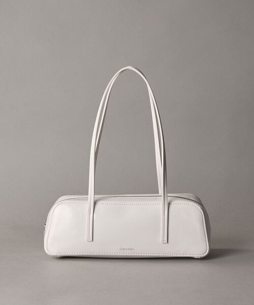 Calvin Klein(カルバン・クライン)の「グラシーショルダーバッグ(ボディバッグ/ウエストポーチ・レディース・ホワイト・FREE)」の1枚目の写真