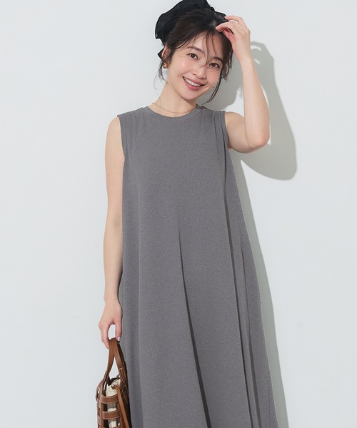 coca(coca)(コカ)の「ライトエンボス マキシ丈ノースリーブワンピース(ワンピース・レディース・カーキ/ブラック/グレー/オレンジ・L/S/M)」の12枚目の写真