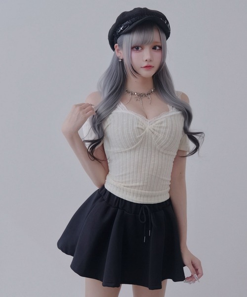 Diable baiser(ディアブルベーゼ)の「バレエコア レース切替 オフショルダー ニットソー トップス / 透け感 可愛い タイト(Tシャツ/カットソー・レディース・オフホワイト・FREE)」の4枚目の写真