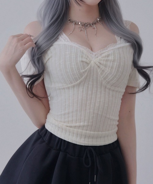 Diable baiser(ディアブルベーゼ)の「バレエコア レース切替 オフショルダー ニットソー トップス / 透け感 可愛い タイト(Tシャツ/カットソー・レディース・オフホワイト・FREE)」の15枚目の写真