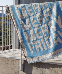CAViAR PRODUCTS（キャビアプロダクツ）の「「MERRYFRIDAY / メリーフライデー」【SNSで話題！】ラグ　Typography　タイポグラフィ（ラグ/マット）」