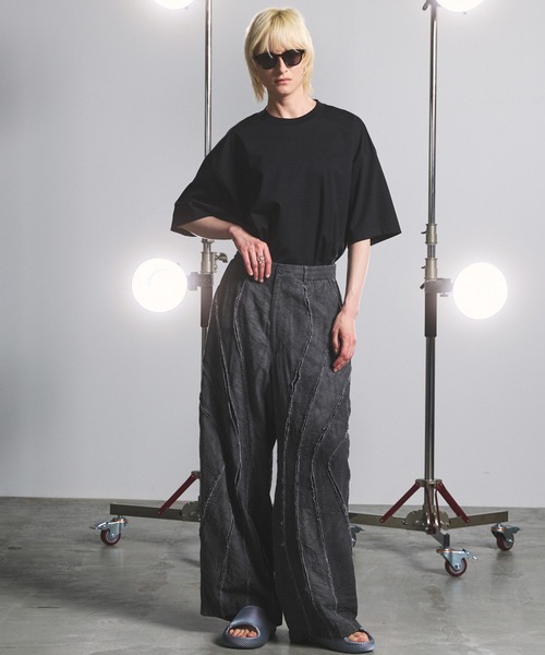 MAISON SPECIAL（メゾンスペシャル）の「《UNISEX》Tuck Washer Prime-Wide TSUGIHAGI Slacks/タックワッシャープライムワイドツギハギスラックス【MAISON SPECIAL/メゾンスペシャル】■セットアップ対応■（スラックス・メンズ・グレー/ラベンダー/モカ・0/1/2）」の10枚目の写真