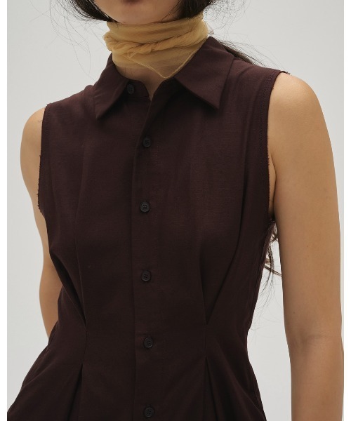 TODAYFUL(トゥデイフル)の「Linen Sleeveless Combinaison(サロペット/オーバーオール・レディース・ブラック/バーガンディー・36inch/38inch)」の6枚目の写真