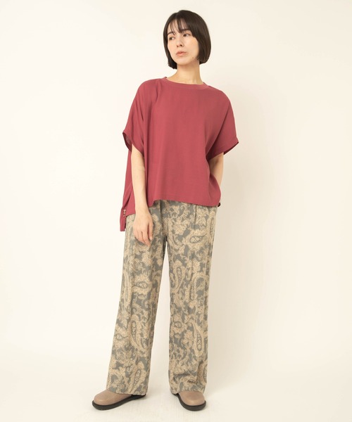 RNA-N(アールエヌエーエヌ)の「B2977 リブコンビドロップショルダー(Tシャツ/カットソー・レディース・グレイッシュベージュ/ブラック/レッド・FREE)」の13枚目の写真