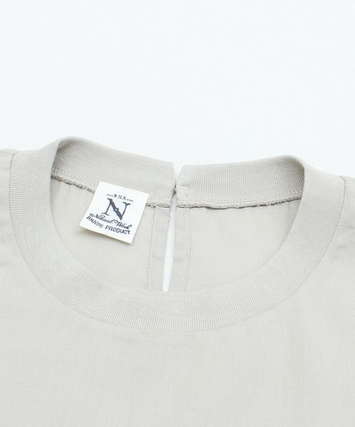 RNA-N(アールエヌエーエヌ)の「B2977 リブコンビドロップショルダー(Tシャツ/カットソー・レディース・グレイッシュベージュ/ブラック/レッド・FREE)」の16枚目の写真