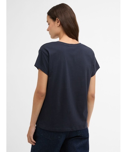 Barbour（バブアー）の「HartlandフロントロゴTシャツ（レディース）（Tシャツ/カットソー・レディース・ホワイト/ネイビー/ピンク・8/10）」の14枚目の写真