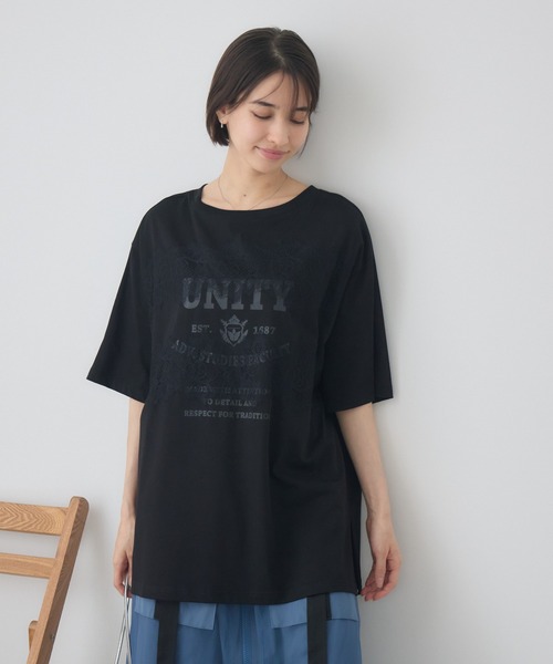 KATHARINE ROSS(キャサリンロス)の「【前後2WAY】 ロゴTシャツ(Tシャツ/カットソー・レディース・ブラック/ベージュ・FREE)」の2枚目の写真