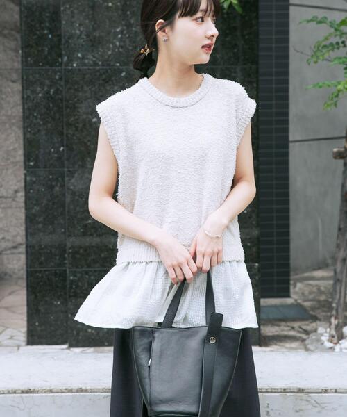 ITEMS URBANRESEARCH（アイテムズ アーバンリサーチ）の「カールヤーンニットベストドッキング（ニット/セーター・レディース・ブラック/ホワイト系その他・FREE）」の6枚目の写真
