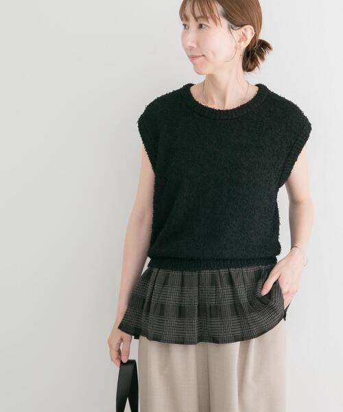 ITEMS URBANRESEARCH（アイテムズ アーバンリサーチ）の「カールヤーンニットベストドッキング（ニット/セーター・レディース・ブラック/ホワイト系その他・FREE）」の18枚目の写真