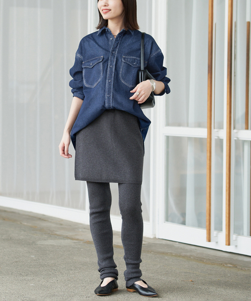 SLOBE IENA（スローブイエナ）の「《WEB限定/追加》LE DENIM BDUデニムシャツ（シャツ/ブラウス・レディース・ブルー/ネイビー・FREE）」の17枚目の写真