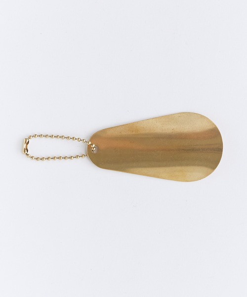 schott（ショット）の「Schott/ショット BRASS SHOEHORN シューホーンキーホルダー アクセサリー キーホルダー ゴールド メンズ  2026年 夏 夏服（キーホルダー・メンズ・ゴールド・FREE）」の2枚目の写真