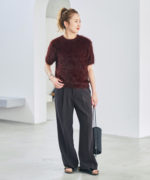 Spick & Span(スピックアンドスパン)の「《新色 / 追加》フェザーヤーンハーフスリーブニット(ニット/セーター・レディース・ネイビー/ボルドー/ベージュ・FREE)」の4枚目の写真