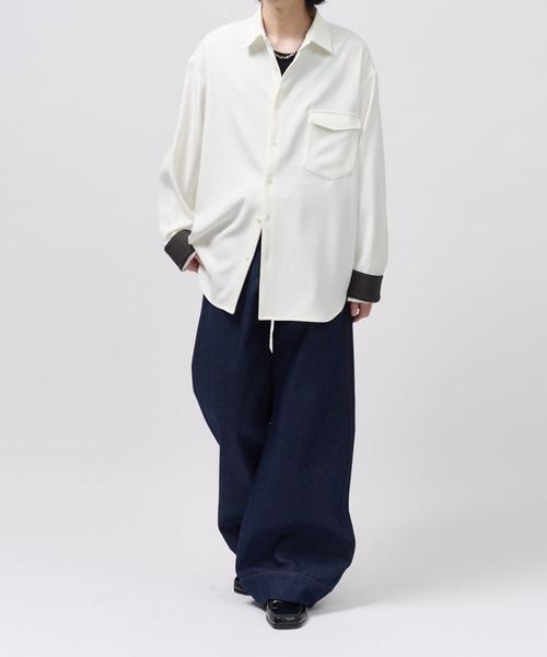 Lui's(ルイス)の「【Neucon】TWO-TONE WIDE-CUFF OVER SHIRT / バイカラーワイドカフスオーバーシャツ / 2WAY仕様(シャツ/ブラウス・メンズ・ブラック/ネイビー/ホワイト・1/2)」の4枚目の写真