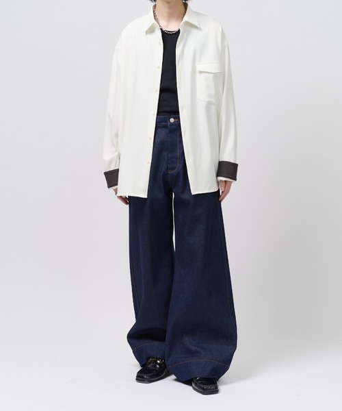 Lui's(ルイス)の「【Neucon】TWO-TONE WIDE-CUFF OVER SHIRT / バイカラーワイドカフスオーバーシャツ / 2WAY仕様(シャツ/ブラウス・メンズ・ブラック/ネイビー/ホワイト・1/2)」の5枚目の写真