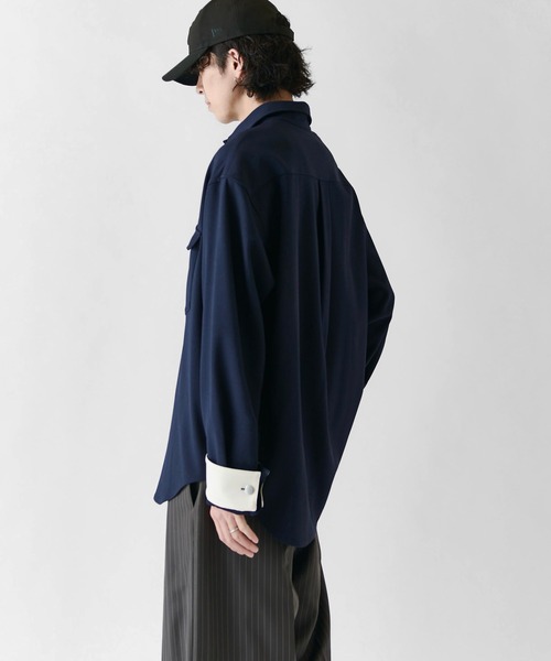 Lui's(ルイス)の「【Neucon/ニューコン】TWO-TONE WIDE-CUFF OVER SHIRT / バイカラーワイドカフスオーバーシャツ / 2WAY仕様(シャツ/ブラウス・メンズ・ブラック/ネイビー/ホワイト・1/2)」の16枚目の写真