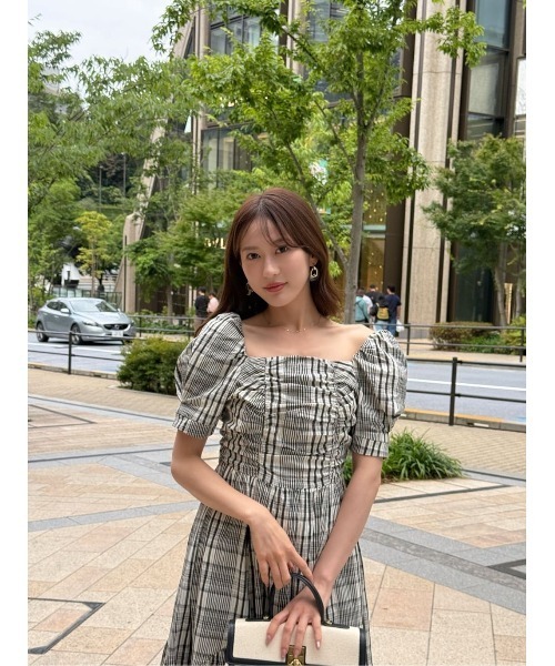 Her lip to（ハーリップトゥー）の「Alizee Off-Shoulder Dress（ワンピース・レディース・ブラック・M/S）」の20枚目の写真