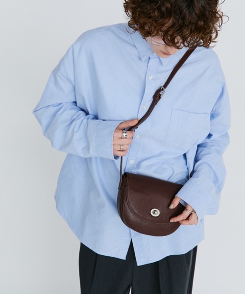 arholiday.standard(エーアールホリデースタンダード)の「real leather oval flap shoulder bag / リアルレザーオーバルフラップバッグ(ショルダーバッグ・レディース・ブラウン/ブラック・FREE)」の13枚目の写真