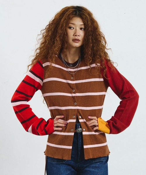 ROSE BUD(ローズバッド)の「CREOLME/MULTI STRIPE KNIT CARDIGAN(ニット/セーター・レディース・グレー/ブラウン・ONE SIZE)」の5枚目の写真