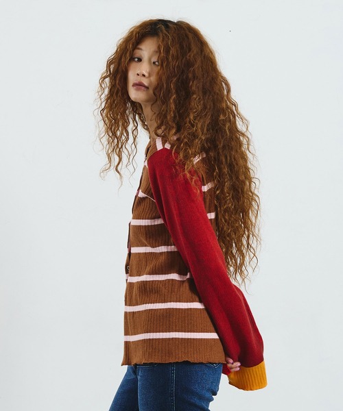ROSE BUD(ローズバッド)の「CREOLME/MULTI STRIPE KNIT CARDIGAN(ニット/セーター・レディース・グレー/ブラウン・ONE SIZE)」の6枚目の写真