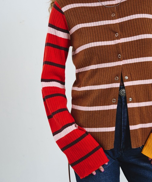 ROSE BUD(ローズバッド)の「CREOLME/MULTI STRIPE KNIT CARDIGAN(ニット/セーター・レディース・グレー/ブラウン・ONE SIZE)」の13枚目の写真
