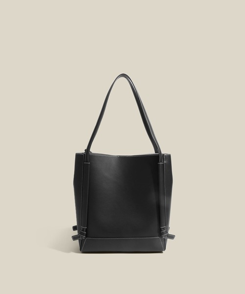 ROPE'(ロペ)の「【E'POR】KNOT BAG Medium/A4対応・通勤・撥水・軽量・26AW新型(トートバッグ・レディース・ブラック/ダークブラウン・FREE)」の7枚目の写真