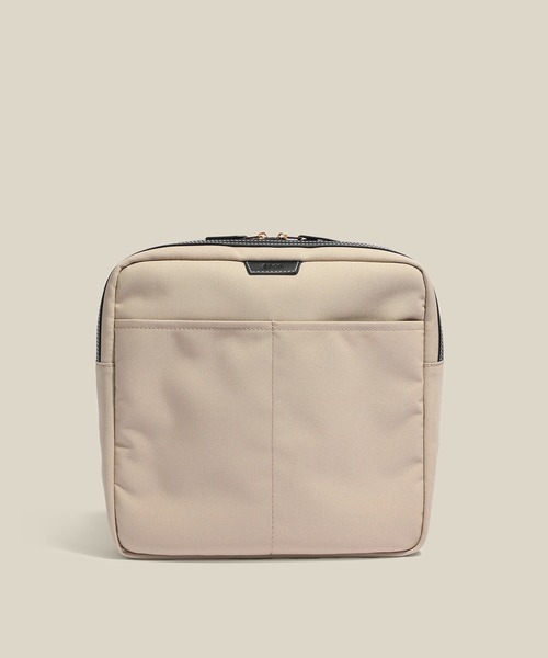 ROPE'(ロペ)の「【E'POR】KNOT BAG Medium/A4対応・通勤・撥水・軽量・26AW新型(トートバッグ・レディース・ブラック/ダークブラウン・FREE)」の16枚目の写真