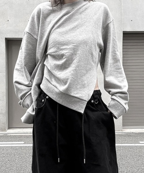 YACA(ヤーカ)の「Design Sewing Sweat/デザインスウィングスウェット(スウェット・レディース・ブラック・FREE)」の11枚目の写真