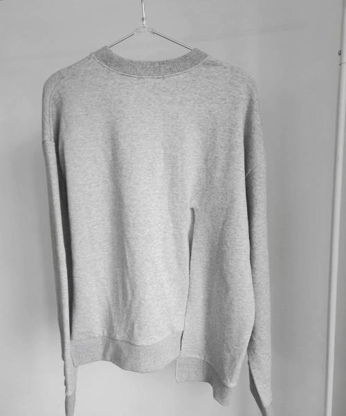 YACA(ヤーカ)の「Design Sewing Sweat/デザインスウィングスウェット(スウェット・レディース・ブラック・FREE)」の16枚目の写真