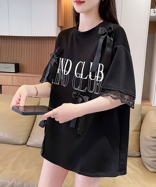 Amulet(アミュレット)の「袖のレースがアクセント♪主役級アイテム リボン付きロゴTシャツ(Tシャツ/カットソー・レディース・ブラック/アイボリー・S/M/L/XL)」の4枚目の写真
