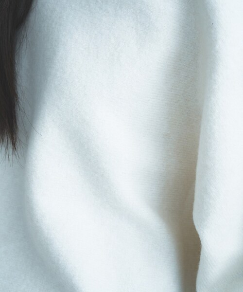 cloenc(クロエンス)の「【WEB限定カラーあり】ドルマンスリーブニット 美フォルム 10色展開(ニット/セーター・レディース・チャコール/ピンク系その他/ワインレッド/ベージュ系その他7/ベージュ系8/グレー系4/オフホワイト/ライトグリーン系/ブルー系5/ライトイエロー系9・02/00)」の18枚目の写真