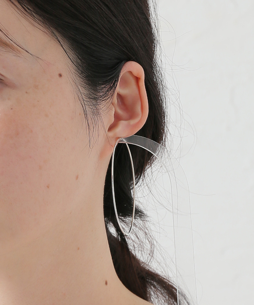 FRAMeWORK(フレームワーク)の「SASKIA DIEZ/サスキア ディツ WIRE EARRINGS NO3(ピアス(両耳用)・レディース・シルバー・FREE)」の8枚目の写真